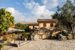 Гостиница Hotel Albergo Ristorante Il Ciclope  Арпино